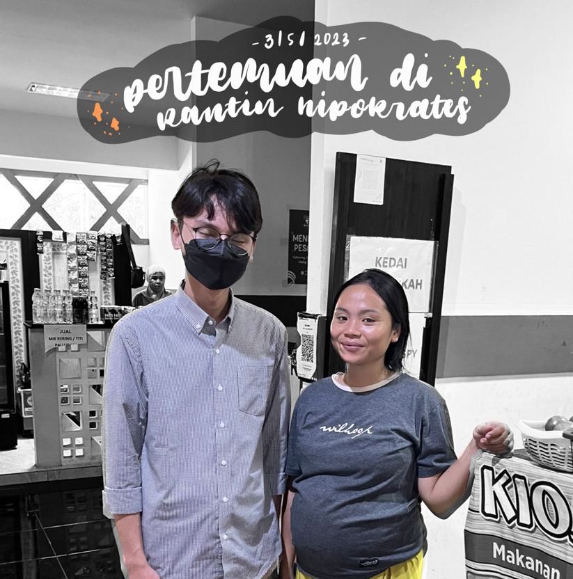 Mengunjungi kak Fitry setelah kuliah selesai 